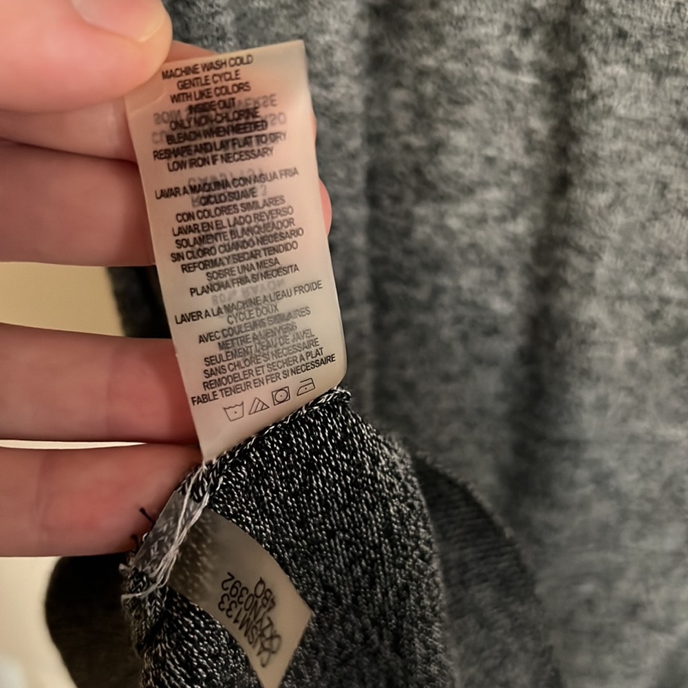 Calvin Klein gray shell top - Picture 4 of 4